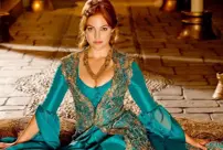 Meryem Uzerli is returning to the screen as a mistress role after 11 years.