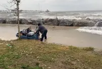 In Istanbul, where the south wind blew, waves several meters high formed.