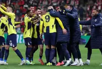 Fenerbahçe defeated Slavia Prague 2-1 away.