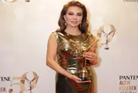 The award for Best Fantasy Music Artist at the Golden Butterfly goes to Ebru Yaşar.