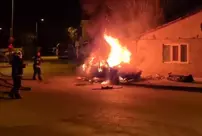 The car that crashed into the wall caught fire! 4 people burned to death.