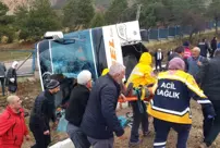 A passenger bus overturned in Isparta: 1 dead, 18 injured.