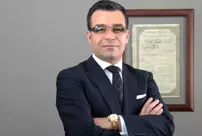 Famous stockbroker Nihat Özçelik has been arrested.