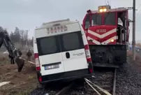 A freight train collided with a worker shuttle in Kırklareli: 2 injured.