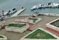 A 79-year-old woman who jumped into the sea in Pendik has lost her life.