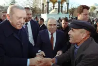 Erdoğan celebrated the holiday with citizens in Sultanahmet.