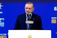 President Erdoğan's enjoyable moments! He sang along to the music for a long time.