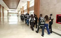 Dolandırıcılık değil fuhuş operasyonu! Tam 42 milyona el konuldu