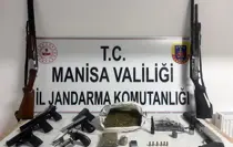 Soma'da Ruhsatsız Silah ve Uyuşturucu Operasyonu