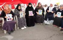 Diyarbakır'da Aileler, PKK'nın Kongre Sonucu ile Evlatlarına Kavuşmayı Bekliyor