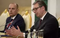 Putin ve Vucic Zafer Günü Kutlamalarında Bir Araya Geldi