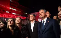 CHP Genel Başkanı Özel, CHP kuruluş haftası kapanış etkinliğinde gazetecilerin sorularını yanıtladı Açıklaması