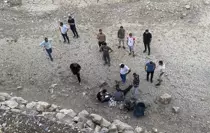 Bitlis'te Tarım Aracının Bariyere Çarpması Sonucu Sürücü Yaralandı