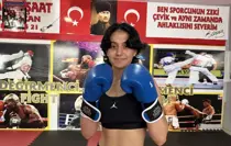 Milli Sporcu Aslıhan Yılmaz, Avrupa Kick Boks Şampiyonası'na Hazırlanıyor