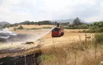 Beyşehir'de Tarla Yangını Kontrol Altına Alındı