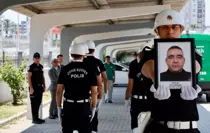 Aydıncık'ta Görev Başında Rahatsızlanan Polis Memuru Hayatını Kaybetti