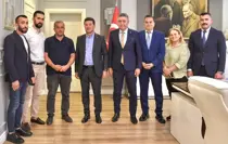 Trabzon'da Temizlik Personelinden Çocuklara Sevgi Dolu Jest
