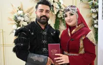 Osmaniye'de Genç Çift Geleneksel Kıyafetlerle Evlendi