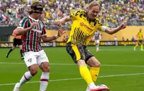 borussia-dortmund-ve-fluminense-yenisemedi-18758488_215_amp.jpg