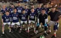 Geleneksel Futbol Turnuvasında Şampiyon Takım Cami İçin Bağışta Bulundu