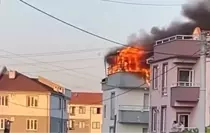 Bursa'da 3 Katlı Apartmanda Yangın Çıktı