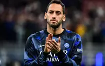 Hakan Çalhanoğlu transferi zora girdi! İşte nedeni