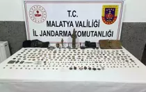 malatya-da-tarihi-eser-kacakcilarina-operasyo-18767360_amp.jpg
