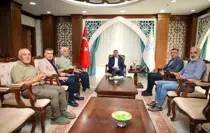 vali-celik-dagcilik-federasyonu-heyetini-agir-18772492_amp.jpg