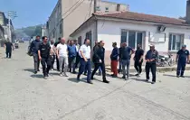 vali-ozkan-yangin-bolgesinde-incelemelerde-bu-18776726_amp.jpg