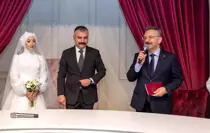 vali-aksoy-aile-ve-sosyal-hizmetler-il-muduru-18779951_amp.jpg