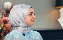 yemekteyiz-oznur-kimdir-zuhal-topal-la-18779857_7805_amp.jpg