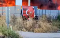 alev-alev-yanan-fabrikada-kalan-turk-bayragin-18792017_amp.jpg