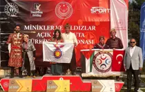 Elazığlı Sporcu Buğlem Sare Deveci, Geleneksel Türk Okçulukta Türkiye 3.'sü Oldu