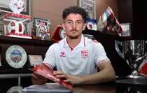 Sivasspor'un Genç Yıldızı Emirhan Başyiğit'in Sözleşmesi Uzatıldı