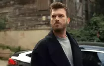 Kıvanç Tatlıtuğ'un hayatı bir vitrin ilanıyla değişti