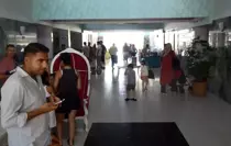 Antalya'da Tatilcilerin Elektrik ve Hizmet Kesintisi Tepkisi