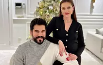 Fahriye Evcen ve Burak Özçivit oğulları Karan'ı ilkokula yazdırdı