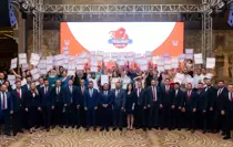 Birevim, İzmir'de 800'den fazla ailenin katılımıyla teslimat şenliği düzenledi
