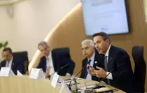 Bakan Bayraktar İtalya'da Enerji İş Birlikleri İçin Temaslarda Bulundu