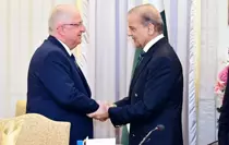 Milli Savunma Bakanı Güler, Pakistan Başbakanı Şerif ile görüştü
