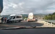 Tokat'ta Minibüs ile Kamyon Çarpıştı, 8 Yaralı