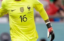 Bir devir sona erdi! Efsane kaleci futbola veda etti