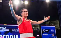 Busenaz Sürmeneli ve Elif Güneri'den erken veda