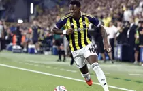 Jhon Duran sakatlıktan dönemedi! İşte sahalardan uzak kalacağı süre