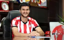 Sivasspor, Yusuf Cihat Çelik ile Anlaştı