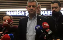 CHP Genel Başkanı Özel, Şehzadeler Belediye Başkanı Durbay'ın ailesine taziyesini iletti Açıklaması