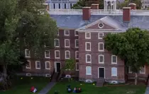 ABD'de üniversitedeki silahlı saldırıya ilişkin gözaltına alınan şüpheli serbest bırakıldı