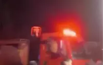 Elazığ'da Yalıtım Fabrikasında Yangın: 16 Kişi Dumandan Etkilendi