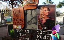 Güllü'nün mezarı gül bahçesine döndü