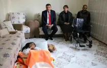 Devlet Bahçeli'den Diyarbakırlı engelli kıza tekerlekli sandalye sürprizi